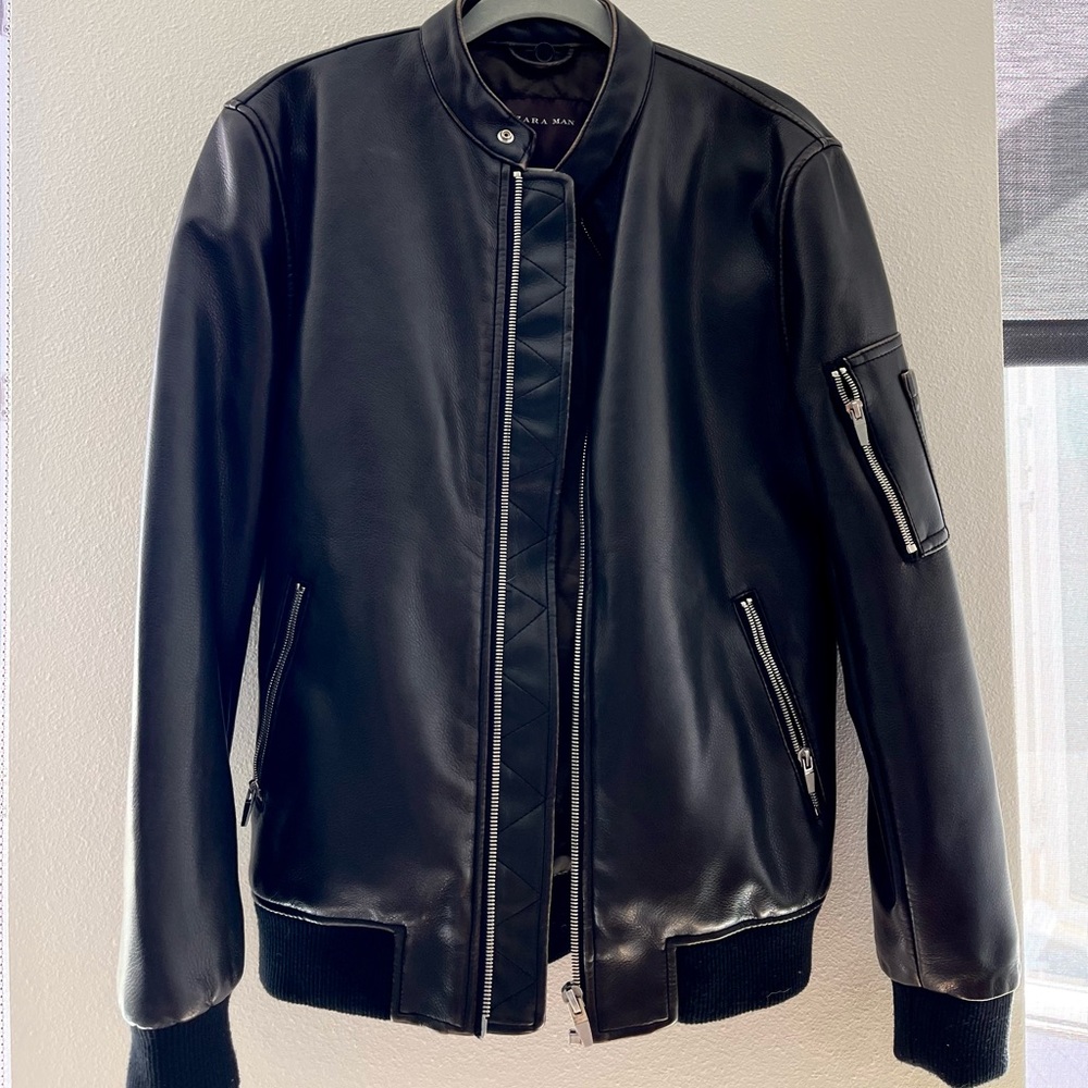 Zara Man - Heavy leather jacket - Size S - Like New